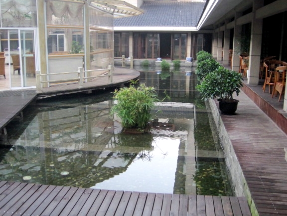  Interior hotel reflecting pool